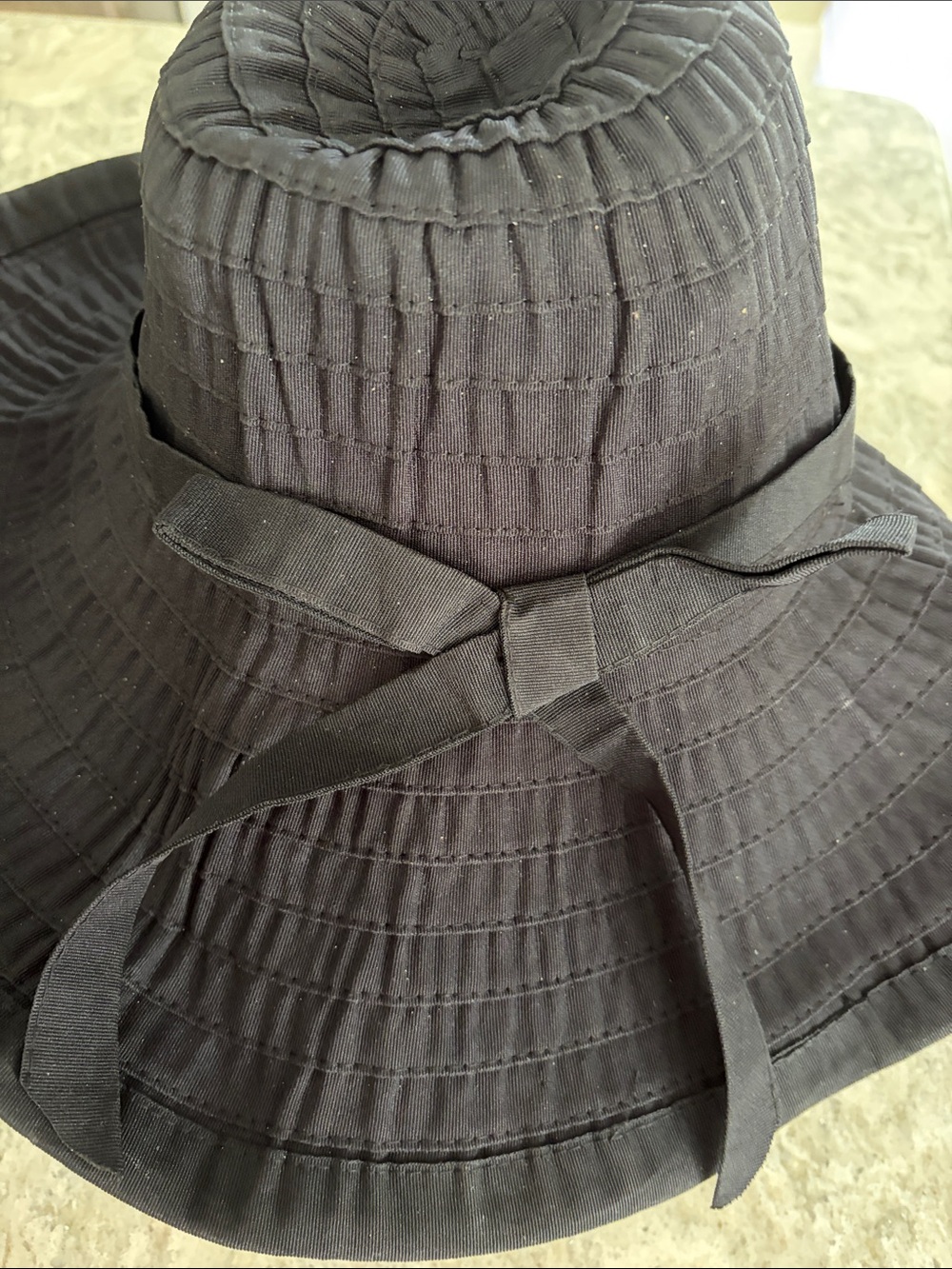 Black Wide-Brim Cloth Sun Hat with Bow - Picture 2 of 5